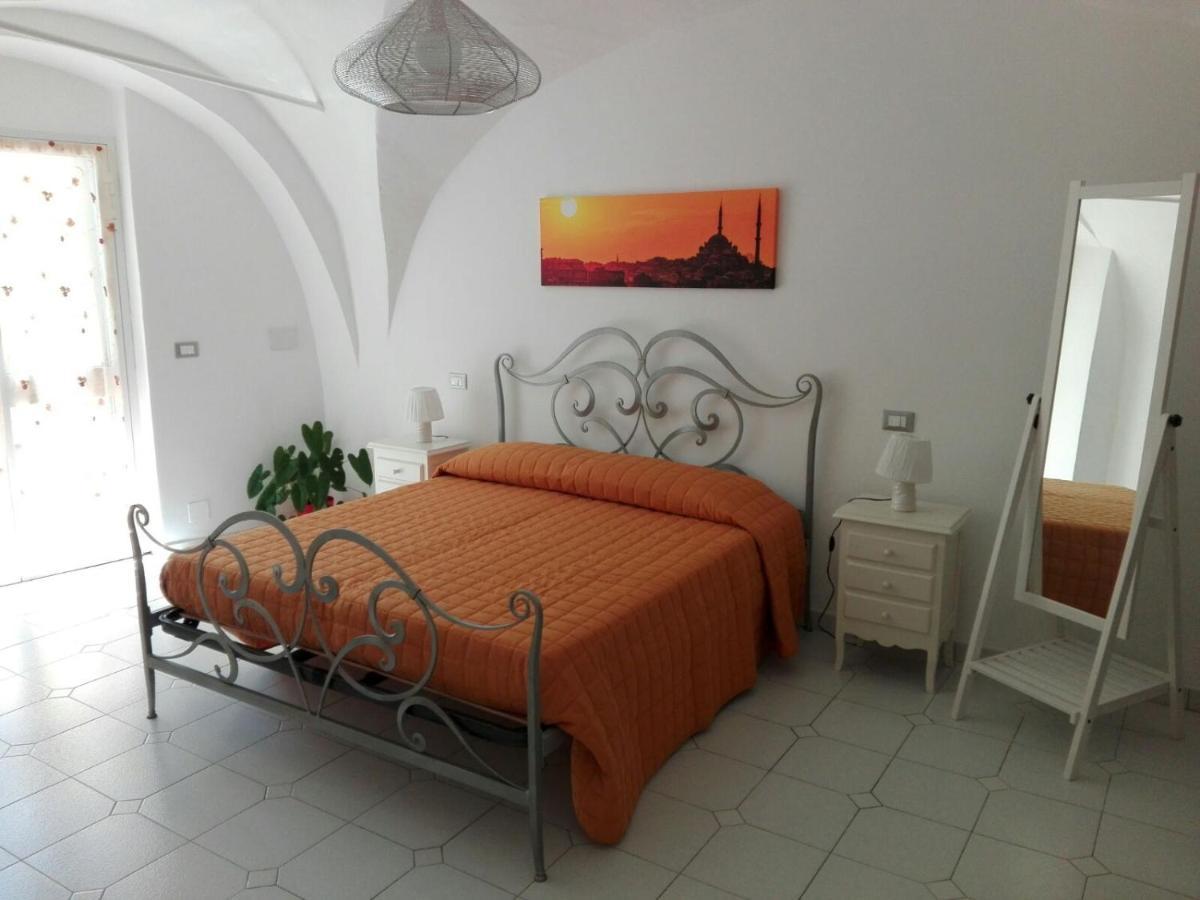Villa Tramonti E Mare 2 à Cipressa Extérieur photo